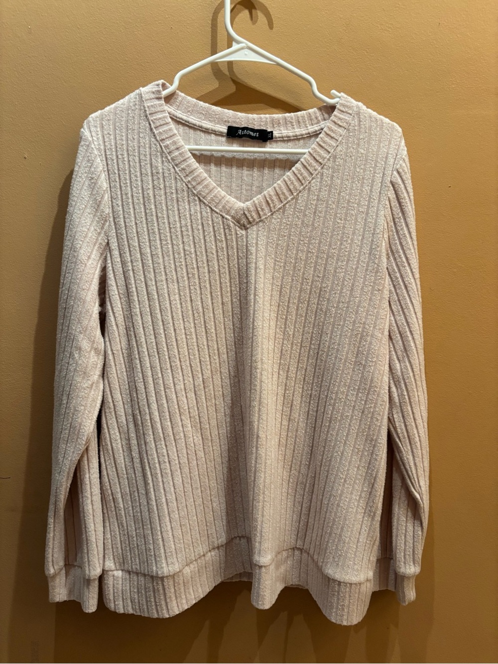 Automet ribbed v neck cream knit pullover sweater size XL